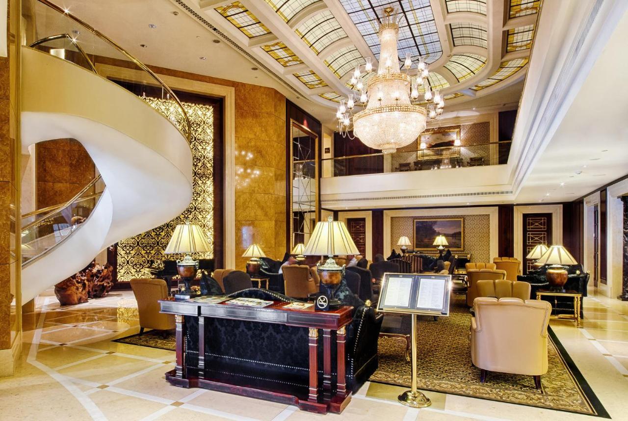 อินเตอร์คอนติเนนตัล เคียฟ Hotel ภายนอก รูปภาพ