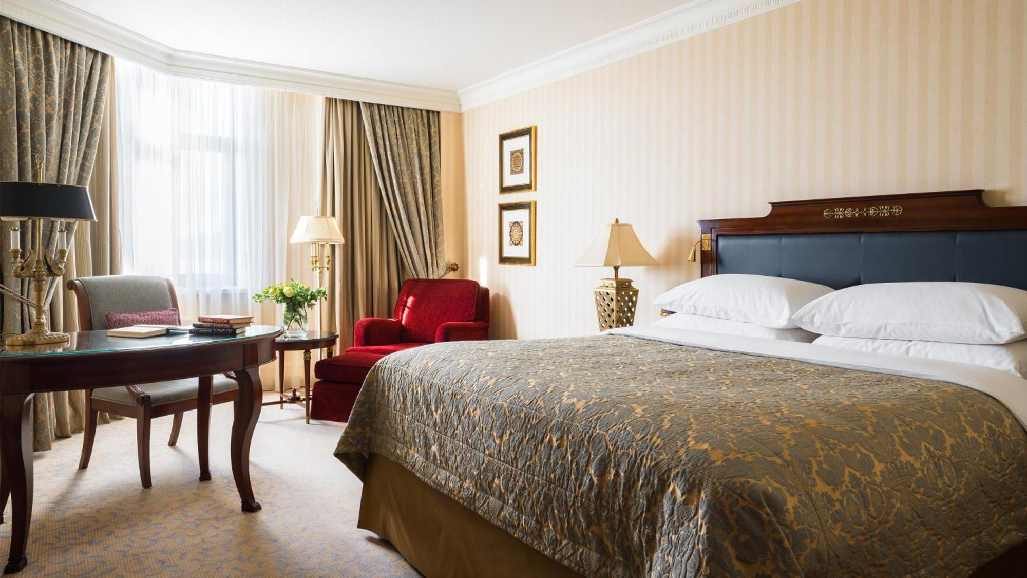 อินเตอร์คอนติเนนตัล เคียฟ Hotel ภายนอก รูปภาพ