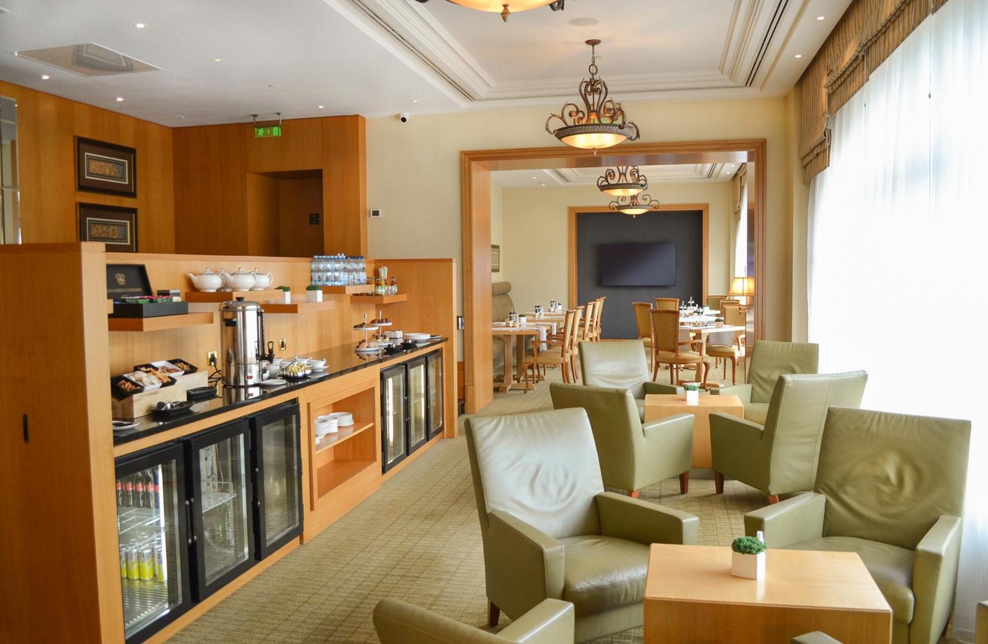อินเตอร์คอนติเนนตัล เคียฟ Hotel ภายนอก รูปภาพ