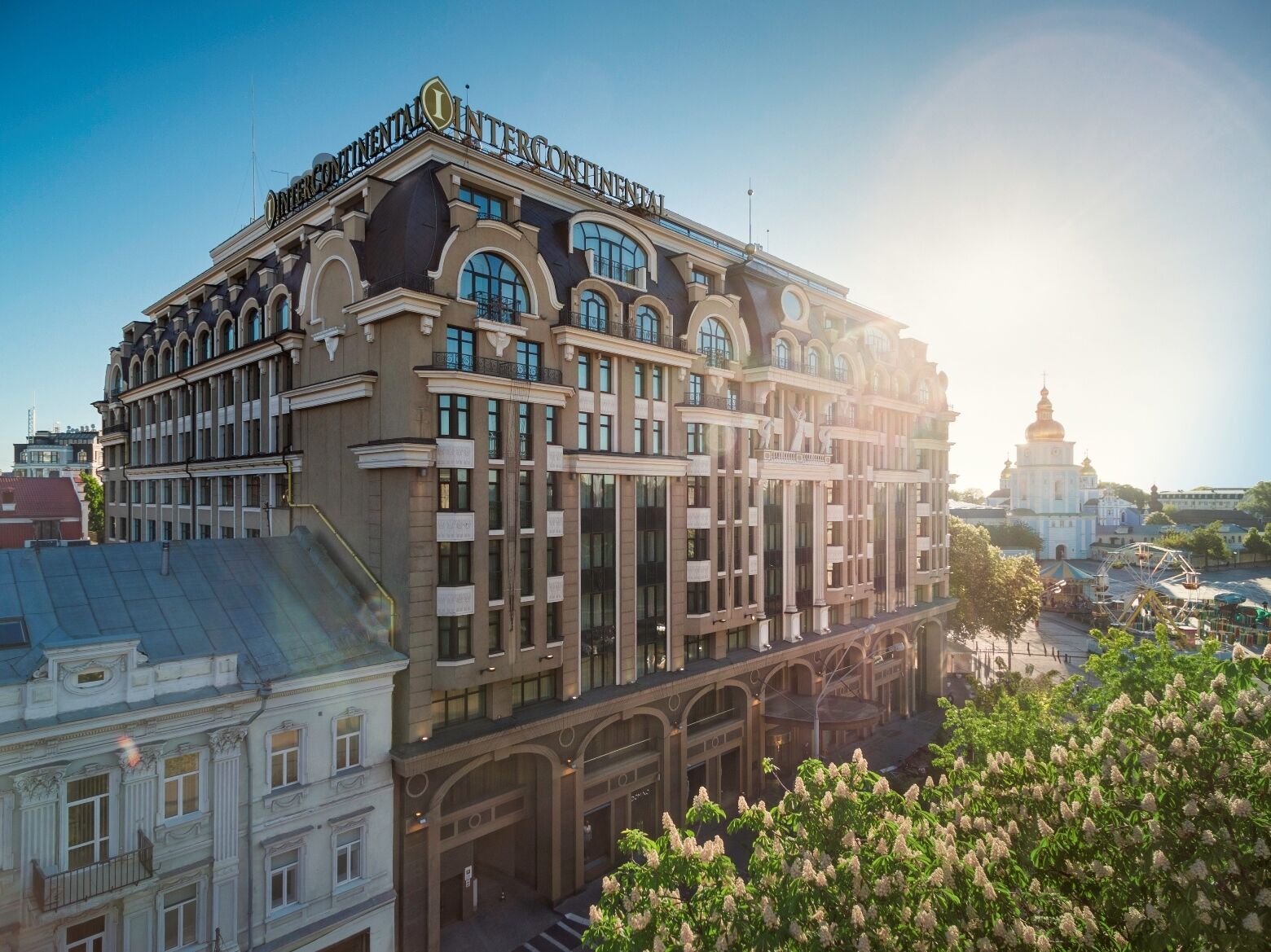 อินเตอร์คอนติเนนตัล เคียฟ Hotel ภายนอก รูปภาพ